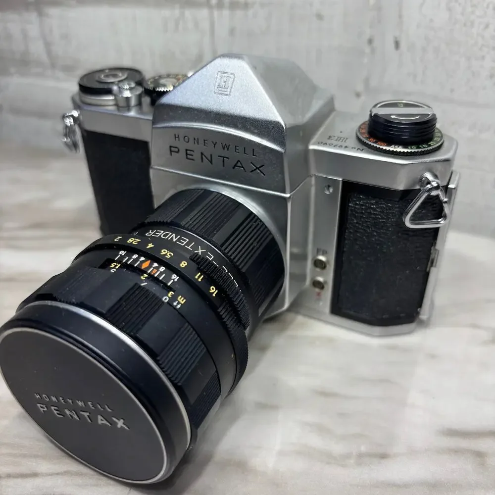 Vintage Honeywell Pentax H3 SLR Camera with Takumar Lens